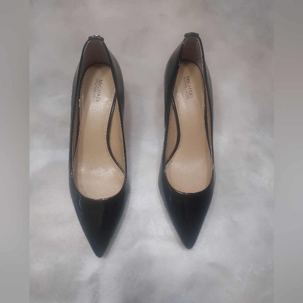MICHAEL Michael Kors Classic Holiday Black Leather Patent 2.5" heels